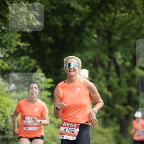 15.06.2025 - REWE Women's Run Jannik Wohlers http://msf.ph/oto/7967500 15.06.2025 10:02:41 Laufen 5486, 5142 meine-sportfotos.de