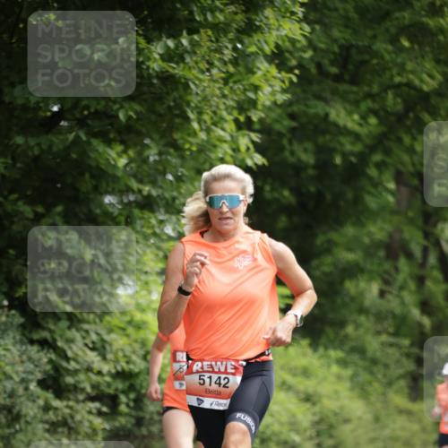 15.06.2025 - REWE Women's Run Jannik Wohlers http://msf.ph/oto/7967518 15.06.2025 10:02:41 Laufen 5142 meine-sportfotos.de