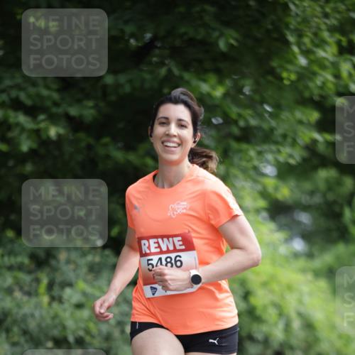 15.06.2025 - REWE Women's Run Jannik Wohlers http://msf.ph/oto/7967541 15.06.2025 10:02:43 Laufen 5486 meine-sportfotos.de