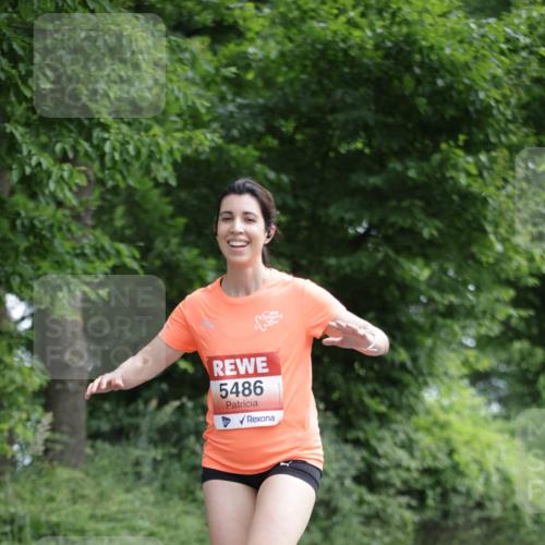 15.06.2025 - REWE Women's Run Jannik Wohlers http://msf.ph/oto/7967575 15.06.2025 10:02:44 Laufen 5486 meine-sportfotos.de