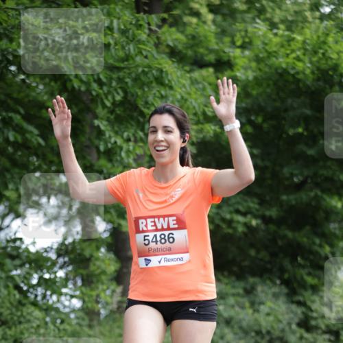 15.06.2025 - REWE Women's Run Jannik Wohlers http://msf.ph/oto/7967590 15.06.2025 10:02:44 Laufen 5486 meine-sportfotos.de