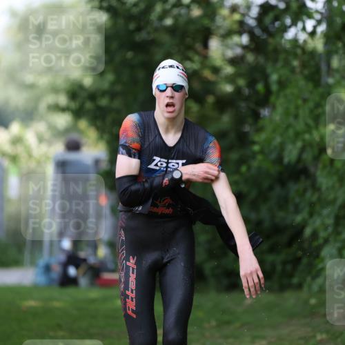 15.06.2025 - 7 Türme Triathlon Michael Strokosch http://msf.ph/oto/7967620 15.06.2025 12:52:00 Schwimmen 817, 940, 983 meine-sportfotos.de