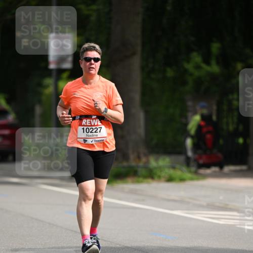 15.06.2025 - REWE Women's Run Dr. Thomas Lammeyer http://msf.ph/oto/7967640 15.06.2025 09:55:25 Laufen 3, 10227 meine-sportfotos.de