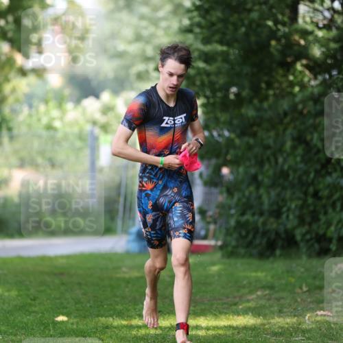 15.06.2025 - 7 Türme Triathlon Michael Strokosch http://msf.ph/oto/7967696 15.06.2025 12:52:19 Schwimmen 983 meine-sportfotos.de