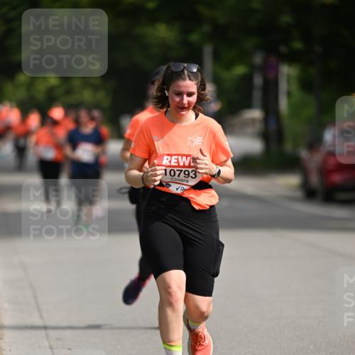 15.06.2025 - REWE Women's Run Dr. Thomas Lammeyer http://msf.ph/oto/7967748 15.06.2025 09:55:30 Laufen 10793 meine-sportfotos.de