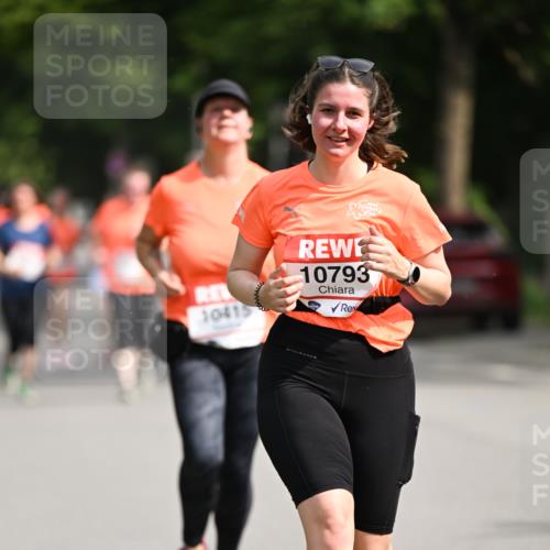 15.06.2025 - REWE Women's Run Dr. Thomas Lammeyer http://msf.ph/oto/7967786 15.06.2025 09:55:32 Laufen 10415, 10793 meine-sportfotos.de
