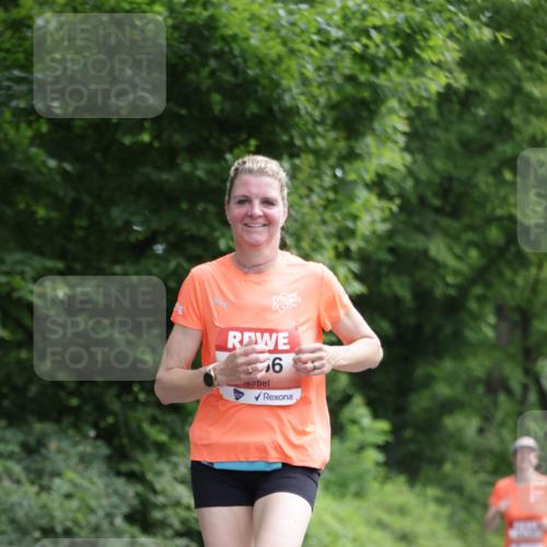 15.06.2025 - REWE Women's Run Jannik Wohlers http://msf.ph/oto/7967803 15.06.2025 10:02:56 Laufen 6 meine-sportfotos.de