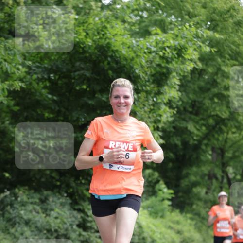 15.06.2025 - REWE Women's Run Jannik Wohlers http://msf.ph/oto/7967807 15.06.2025 10:02:56 Laufen 6 meine-sportfotos.de