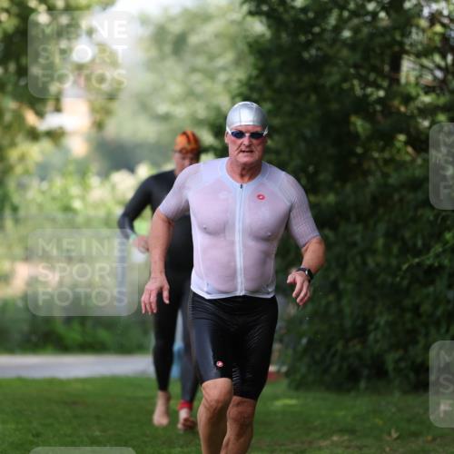 15.06.2025 - 7 Türme Triathlon Michael Strokosch http://msf.ph/oto/7967822 15.06.2025 12:53:06 Schwimmen 840, 924, 1073 meine-sportfotos.de