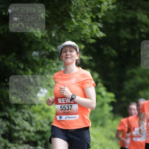 15.06.2025 - REWE Women's Run Jannik Wohlers http://msf.ph/oto/7967830 15.06.2025 10:02:59 Laufen 5537 meine-sportfotos.de