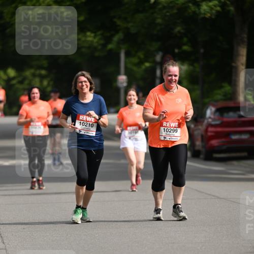 15.06.2025 - REWE Women's Run Dr. Thomas Lammeyer http://msf.ph/oto/7967859 15.06.2025 09:55:36 Laufen 10210, 10299 meine-sportfotos.de