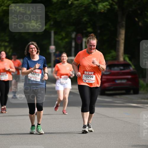 15.06.2025 - REWE Women's Run Dr. Thomas Lammeyer http://msf.ph/oto/7967871 15.06.2025 09:55:37 Laufen 10210, 10299 meine-sportfotos.de