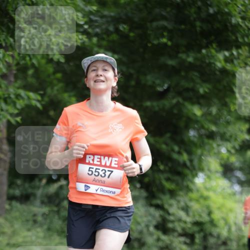 15.06.2025 - REWE Women's Run Jannik Wohlers http://msf.ph/oto/7967879 15.06.2025 10:03:00 Laufen 5537 meine-sportfotos.de