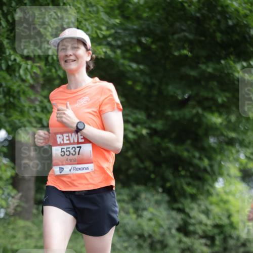 15.06.2025 - REWE Women's Run Jannik Wohlers http://msf.ph/oto/7967887 15.06.2025 10:03:00 Laufen 5537 meine-sportfotos.de
