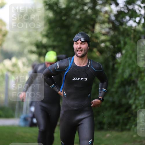 15.06.2025 - 7 Türme Triathlon Michael Strokosch http://msf.ph/oto/7967906 15.06.2025 12:53:33 Schwimmen 789, 855, 1072, 1133, 1156 meine-sportfotos.de