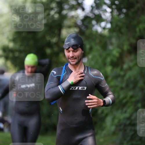 15.06.2025 - 7 Türme Triathlon Michael Strokosch http://msf.ph/oto/7967915 15.06.2025 12:53:34 Schwimmen 789, 855, 1072, 1133, 1156 meine-sportfotos.de