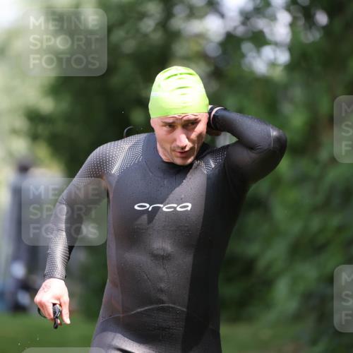 15.06.2025 - 7 Türme Triathlon Michael Strokosch http://msf.ph/oto/7967936 15.06.2025 12:53:36 Schwimmen 789, 855, 1072, 1133, 1156 meine-sportfotos.de