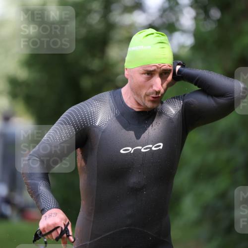 15.06.2025 - 7 Türme Triathlon Michael Strokosch http://msf.ph/oto/7967939 15.06.2025 12:53:37 Schwimmen 789, 855, 1072, 1133, 1156 meine-sportfotos.de