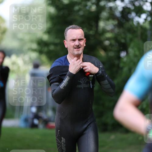 15.06.2025 - 7 Türme Triathlon Michael Strokosch http://msf.ph/oto/7967982 15.06.2025 12:53:50 Schwimmen 760, 862, 1072, 1133, 1156 meine-sportfotos.de