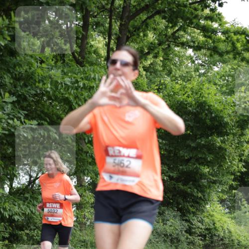 15.06.2025 - REWE Women's Run Jannik Wohlers http://msf.ph/oto/7968008 15.06.2025 10:03:06 Laufen 5032, 5162 meine-sportfotos.de