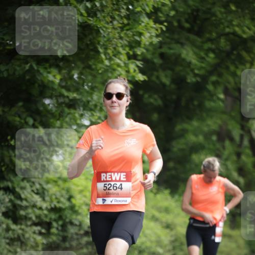 15.06.2025 - REWE Women's Run Jannik Wohlers http://msf.ph/oto/7968047 15.06.2025 10:03:11 Laufen 5264 meine-sportfotos.de