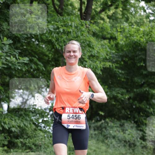 15.06.2025 - REWE Women's Run Jannik Wohlers http://msf.ph/oto/7968145 15.06.2025 10:03:15 Laufen 5456 meine-sportfotos.de