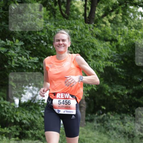 15.06.2025 - REWE Women's Run Jannik Wohlers http://msf.ph/oto/7968152 15.06.2025 10:03:15 Laufen 5456 meine-sportfotos.de