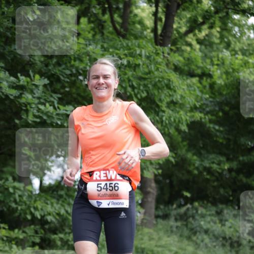 15.06.2025 - REWE Women's Run Jannik Wohlers http://msf.ph/oto/7968156 15.06.2025 10:03:15 Laufen 5456 meine-sportfotos.de