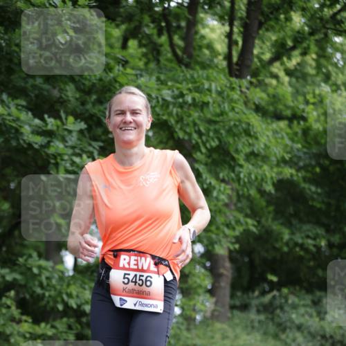 15.06.2025 - REWE Women's Run Jannik Wohlers http://msf.ph/oto/7968160 15.06.2025 10:03:15 Laufen 5456 meine-sportfotos.de