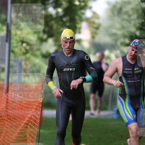 15.06.2025 - 7 Türme Triathlon Michael Strokosch http://msf.ph/oto/7968178 15.06.2025 12:54:17 Schwimmen 707, 734, 760, 802, 930, 978, 990, 996, 1016, 1045, 1181 meine-sportfotos.de