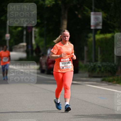 15.06.2025 - REWE Women's Run Dr. Thomas Lammeyer http://msf.ph/oto/7968209 15.06.2025 09:55:58 Laufen 10228 meine-sportfotos.de