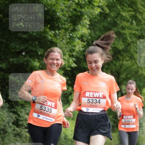 15.06.2025 - REWE Women's Run Jannik Wohlers http://msf.ph/oto/7968244 15.06.2025 10:03:22 Laufen 5335, 5334, 5162 meine-sportfotos.de