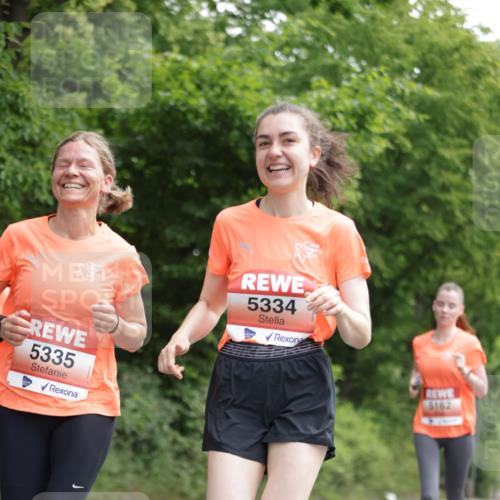 15.06.2025 - REWE Women's Run Jannik Wohlers http://msf.ph/oto/7968271 15.06.2025 10:03:22 Laufen 5335, 5334, 5162 meine-sportfotos.de