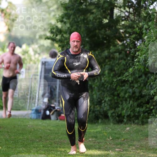 15.06.2025 - 7 Türme Triathlon Michael Strokosch http://msf.ph/oto/7968309 15.06.2025 12:54:31 Schwimmen 707, 734, 740, 802, 916, 978, 996, 998, 1006, 1016, 1104, 1105 meine-sportfotos.de