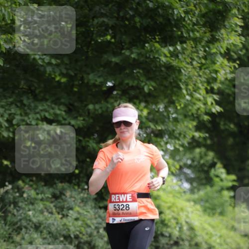 15.06.2025 - REWE Women's Run Jannik Wohlers http://msf.ph/oto/7968311 15.06.2025 10:03:36 Laufen 5328 meine-sportfotos.de