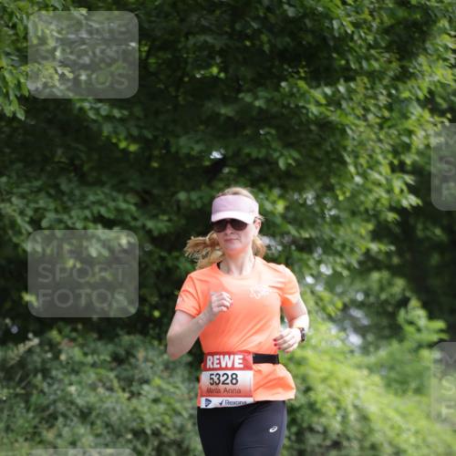15.06.2025 - REWE Women's Run Jannik Wohlers http://msf.ph/oto/7968316 15.06.2025 10:03:36 Laufen 5328 meine-sportfotos.de