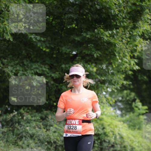 15.06.2025 - REWE Women's Run Jannik Wohlers http://msf.ph/oto/7968318 15.06.2025 10:03:37 Laufen 5328 meine-sportfotos.de