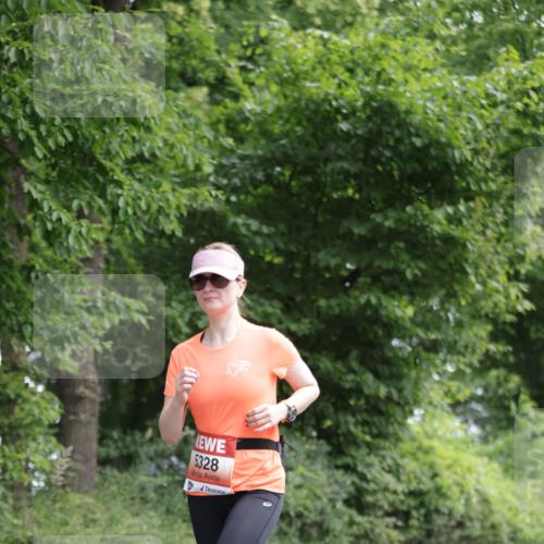 15.06.2025 - REWE Women's Run Jannik Wohlers http://msf.ph/oto/7968344 15.06.2025 10:03:37 Laufen 5328 meine-sportfotos.de