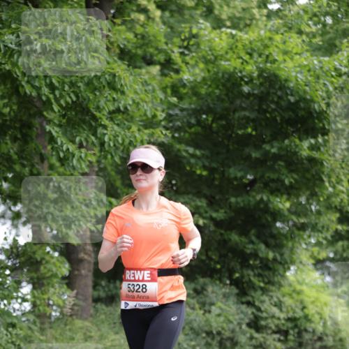 15.06.2025 - REWE Women's Run Jannik Wohlers http://msf.ph/oto/7968348 15.06.2025 10:03:37 Laufen 5328 meine-sportfotos.de