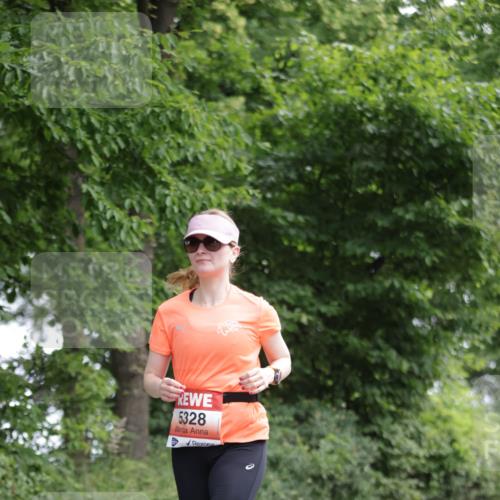 15.06.2025 - REWE Women's Run Jannik Wohlers http://msf.ph/oto/7968351 15.06.2025 10:03:37 Laufen 5328 meine-sportfotos.de