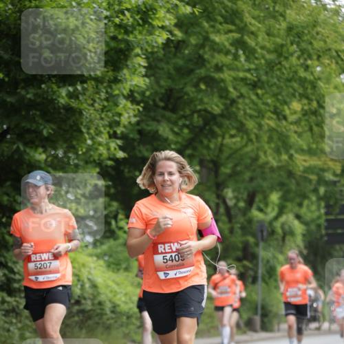 15.06.2025 - REWE Women's Run Jannik Wohlers http://msf.ph/oto/7968450 15.06.2025 10:03:41 Laufen 5207, 5405 meine-sportfotos.de