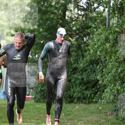 15.06.2025 - 7 Türme Triathlon Michael Strokosch http://msf.ph/oto/7968470 15.06.2025 12:54:49 Schwimmen 157, 701, 719, 723, 740, 762, 881, 916, 939, 945, 998, 1024, 1104, 1105, 1182 meine-sportfotos.de