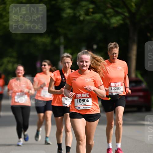 15.06.2025 - REWE Women's Run Dr. Thomas Lammeyer http://msf.ph/oto/7968515 15.06.2025 09:56:27 Laufen 1026, 10605, 10285 meine-sportfotos.de