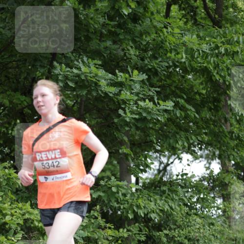 15.06.2025 - REWE Women's Run Jannik Wohlers http://msf.ph/oto/7968553 15.06.2025 10:03:49 Laufen 5342 meine-sportfotos.de