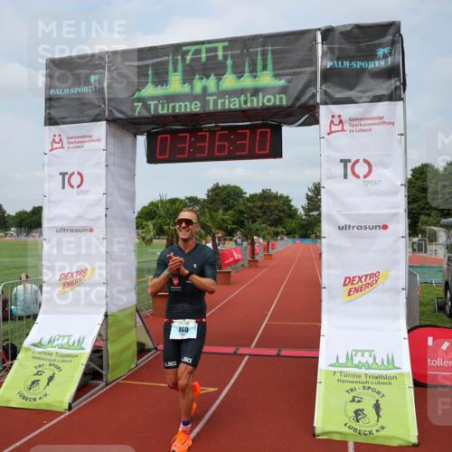 15.06.2025 - 7 Türme Triathlon Michael Strokosch http://msf.ph/oto/7968561 15.06.2025 13:36:30 Ziel 460 meine-sportfotos.de