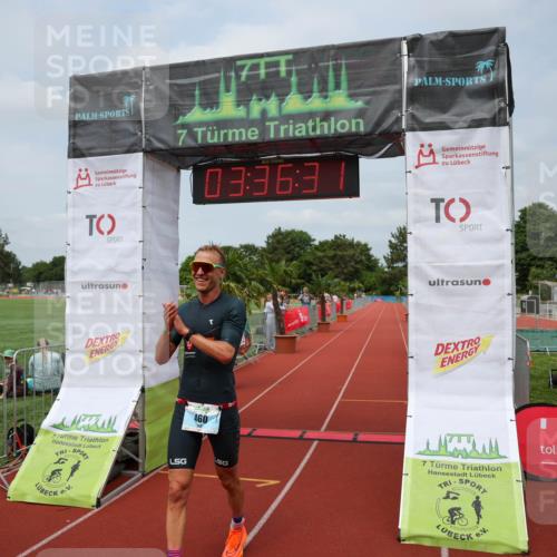 15.06.2025 - 7 Türme Triathlon Michael Strokosch http://msf.ph/oto/7968565 15.06.2025 13:36:30 Ziel 460 meine-sportfotos.de