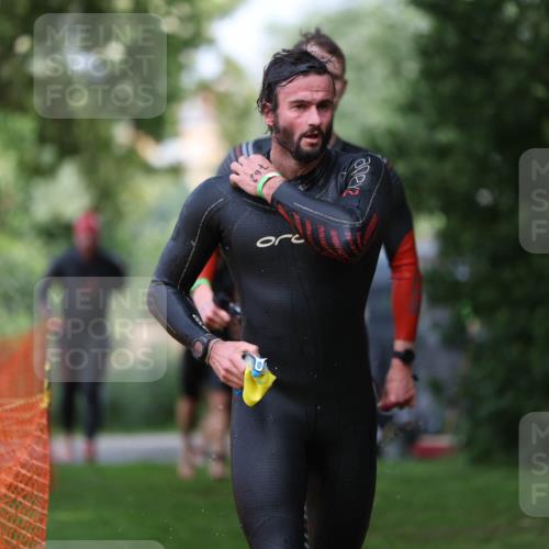 15.06.2025 - 7 Türme Triathlon Michael Strokosch http://msf.ph/oto/7968584 15.06.2025 12:55:03 Schwimmen 157, 701, 719, 723, 745, 762, 772, 801, 846, 859, 865, 881, 939, 945, 950, 952, 1019, 1024, 1152, 1182 meine-sportfotos.de