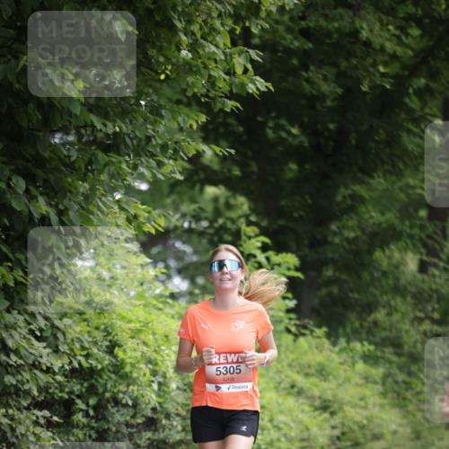 15.06.2025 - REWE Women's Run Jannik Wohlers http://msf.ph/oto/7968585 15.06.2025 10:03:55 Laufen 5305 meine-sportfotos.de
