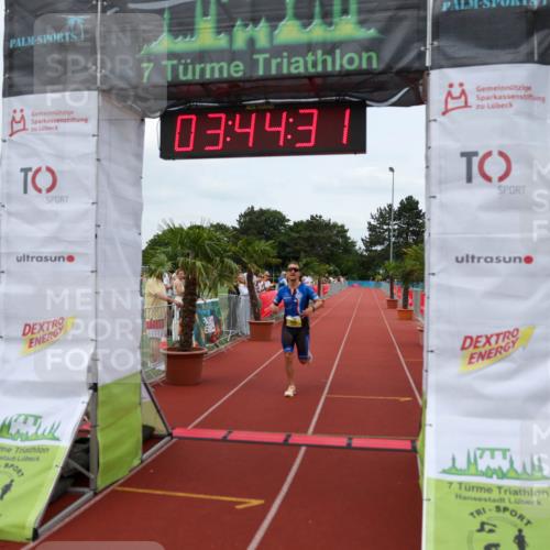 15.06.2025 - 7 Türme Triathlon Michael Strokosch http://msf.ph/oto/7968590 15.06.2025 13:44:31 Ziel 1133 meine-sportfotos.de