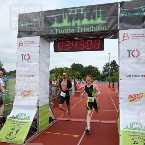 15.06.2025 - 7 Türme Triathlon Michael Strokosch http://msf.ph/oto/7968641 15.06.2025 13:45:07 Ziel 618, 1090 meine-sportfotos.de